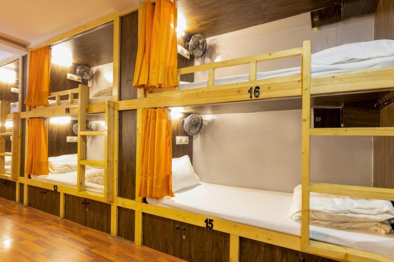 Sunrise Dormitory Hostel Mumbai Exteriör bild
